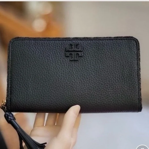 TORY BURCH Taylor Continental Wallet, Black Pebble Leather - Picture 12 of 12